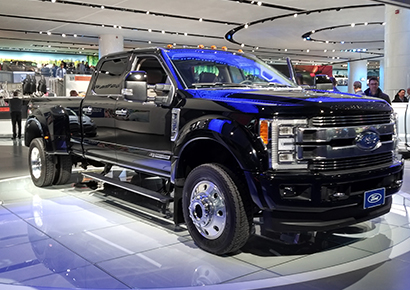 Ford Super Duty with 6.7L V8 SinterCast-CGI diesel engine.